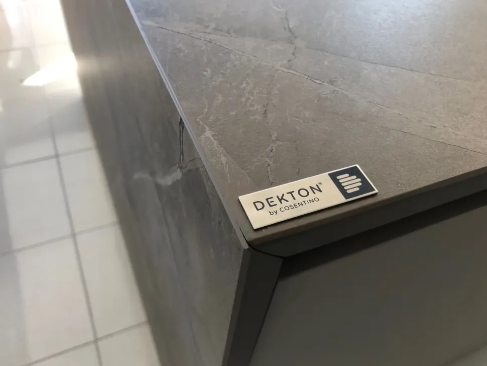 Cucina altri colori moderna ad isola Time Gentili group