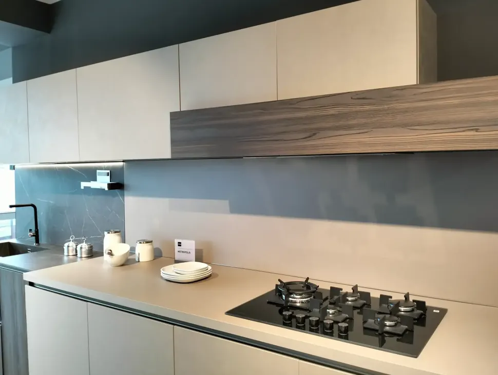 Cucina altri colori moderna lineare Stosa Metropolis