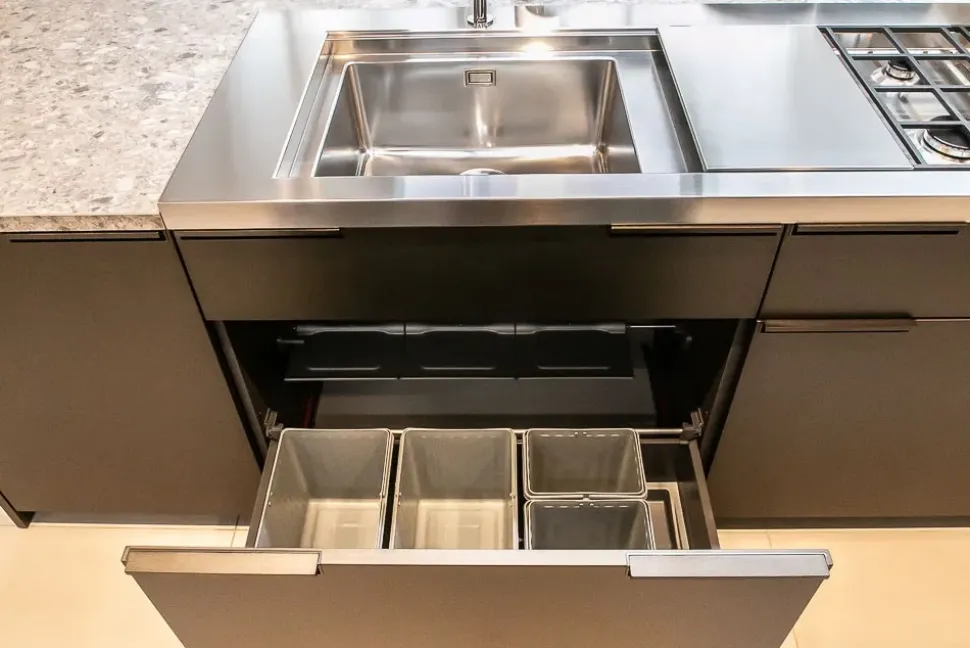 Cucina altri colori moderna ad isola Mia by carlo cracco Scavolini scontata