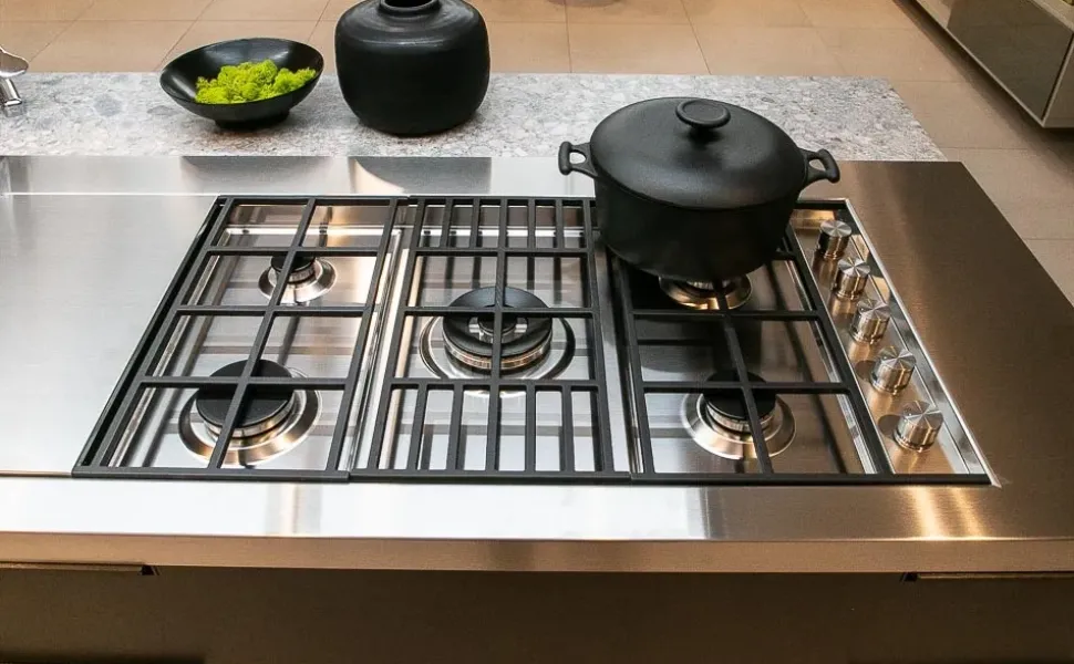 Cucina altri colori moderna ad isola Mia by carlo cracco Scavolini scontata