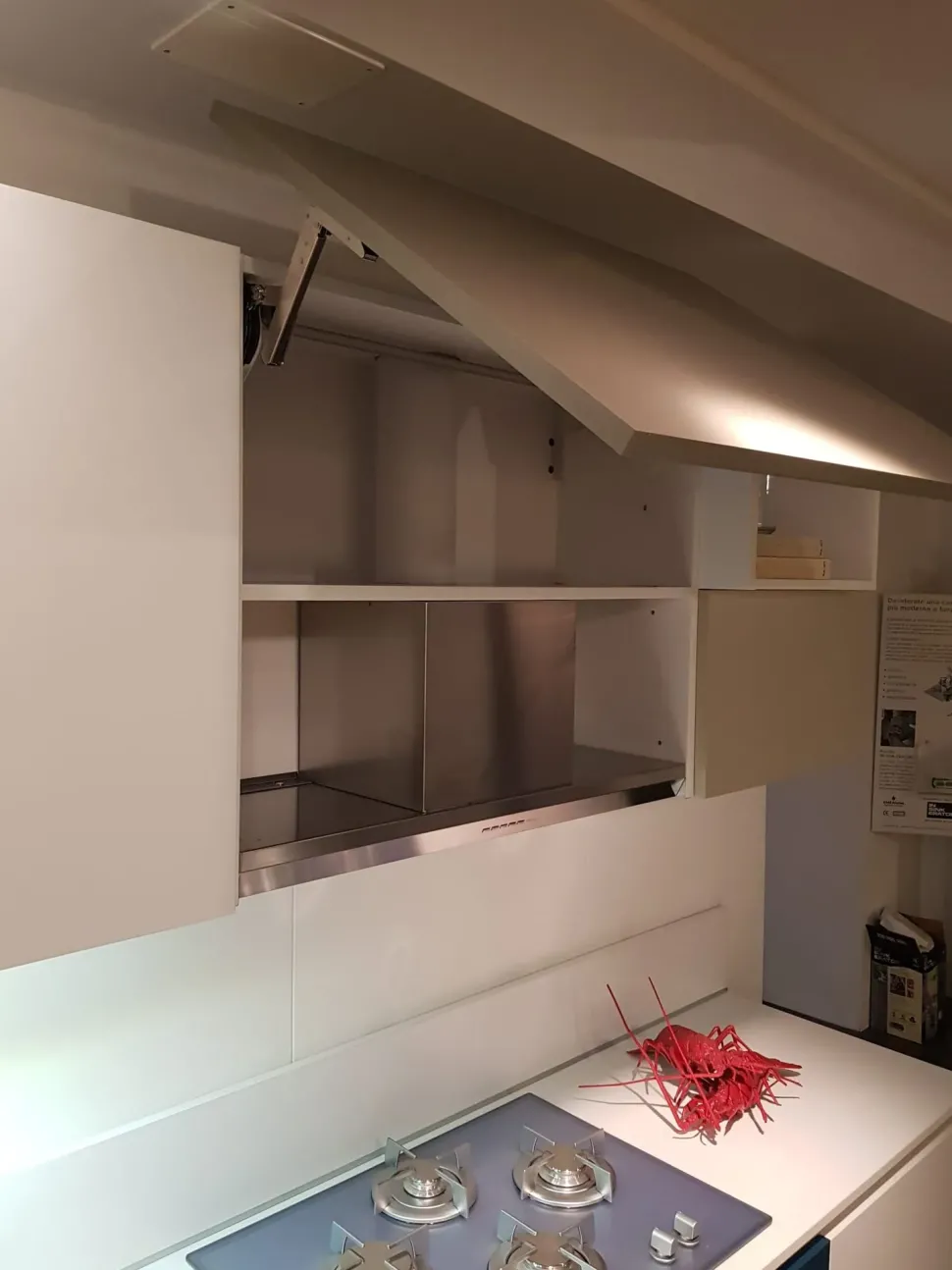 Cucina altri colori moderna ad angolo Space Gd arredamenti in Offerta Outlet