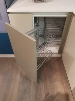 Cucina altri colori moderna ad angolo Space Gd arredamenti in Offerta Outlet