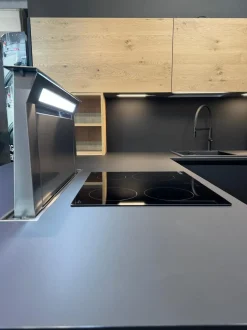 Cucina altri colori moderna con penisola Atra cucine modello lab Atra in offerta