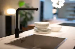 Cucina altri colori moderna con isola 36e8 Lago