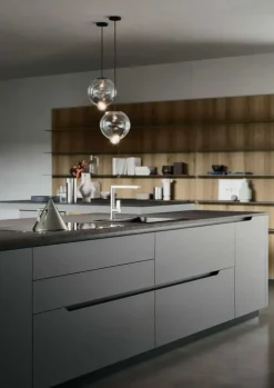 Cucina altri colori moderna con isola Emporio Dibiesse
