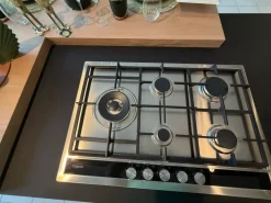 Cucina altri colori moderna con isola Doimo cucine Aspen a soli 16830 Euro