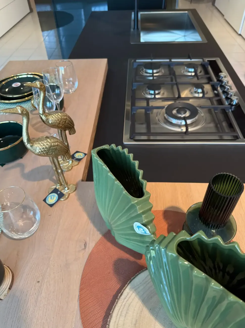 Cucina altri colori moderna con isola Doimo cucine Aspen a soli 16830 Euro