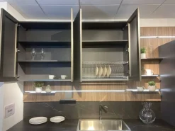 Cucina altri colori moderna Lounge vetro opaco Veneta cucine in Offerta Outlet