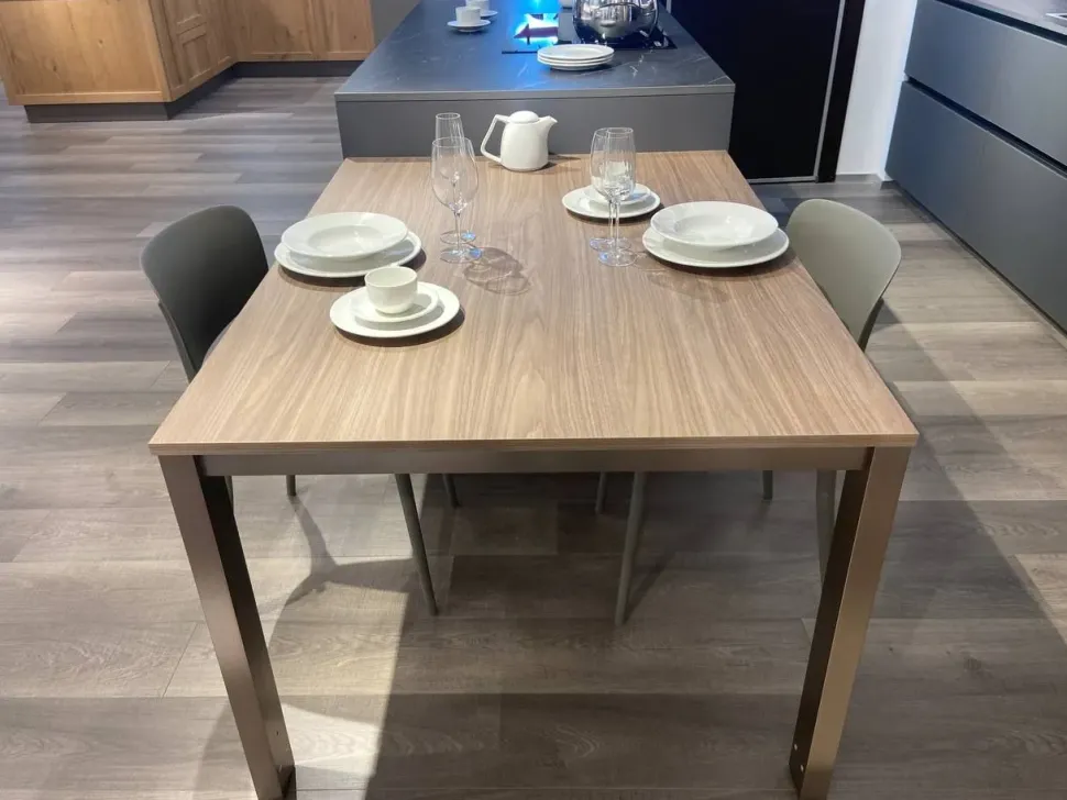 Cucina altri colori moderna Lounge vetro opaco Veneta cucine in Offerta Outlet