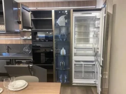 Cucina altri colori moderna Lounge vetro opaco Veneta cucine in Offerta Outlet