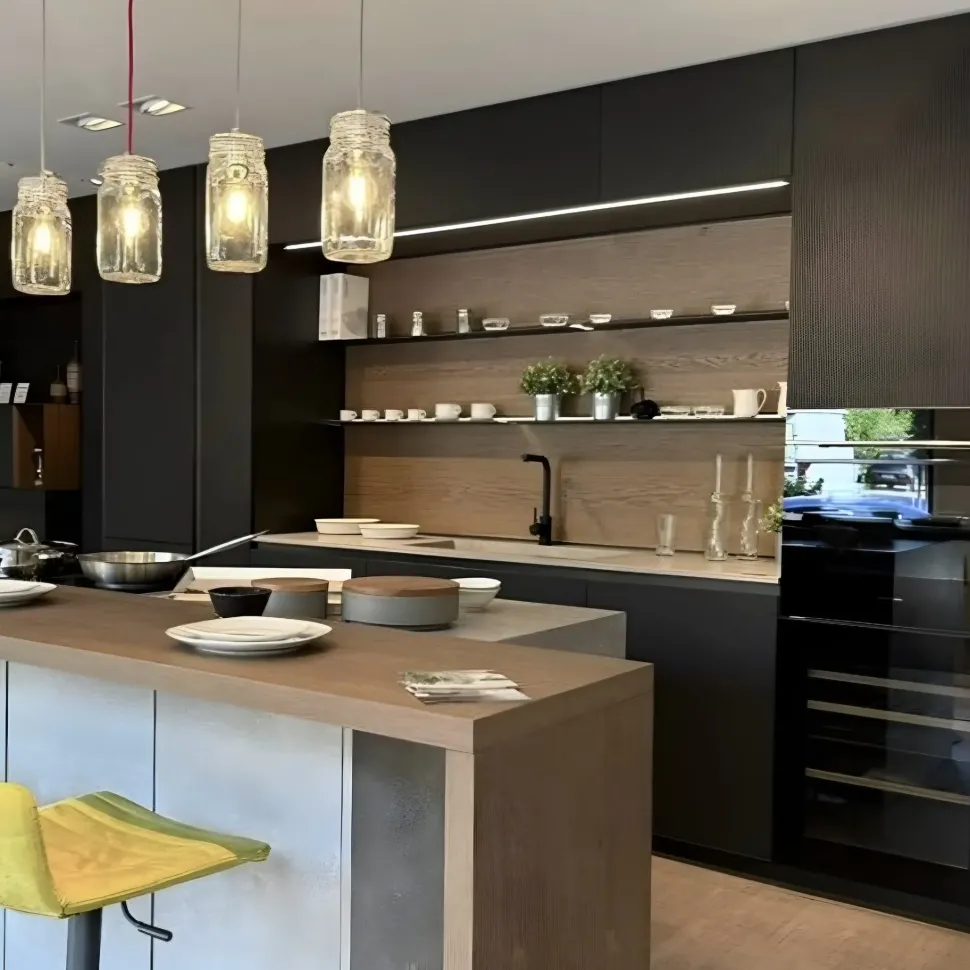 Cucina antracite moderna con isola Aliant Stosa a soli 21800 Euro