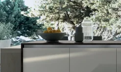 Cucina Arredo3 moderna con penisola bianca in laccata opaco Round