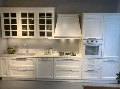 Cucina Beverly moderna bianca Stosa lineare scontata 50%