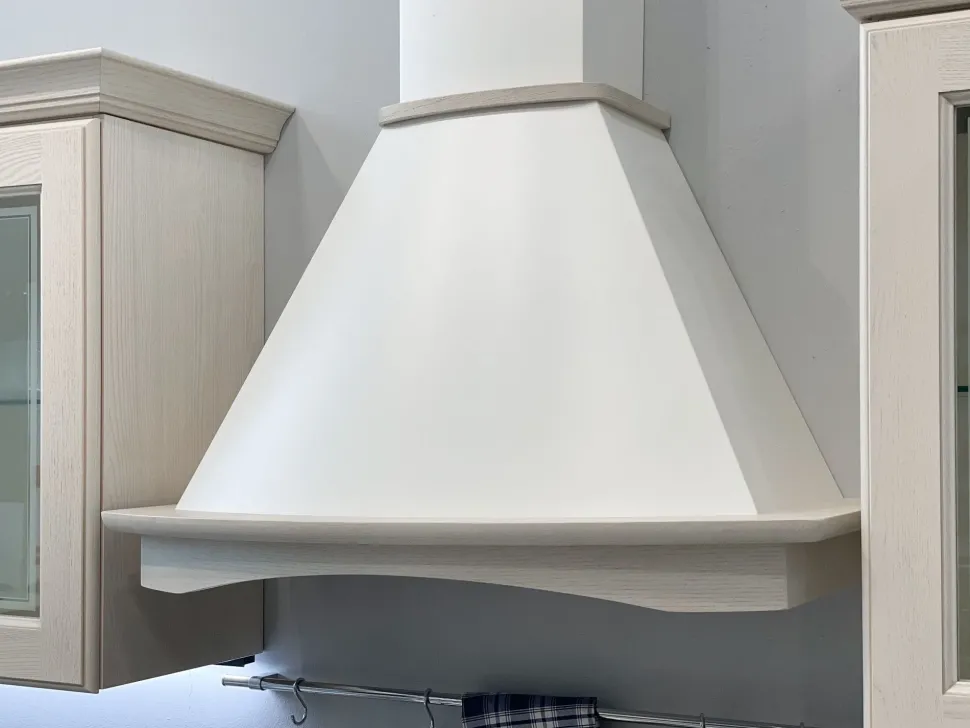 Cucina bianca classica ad angolo Scavolini Madeleine a soli 11643 Euro