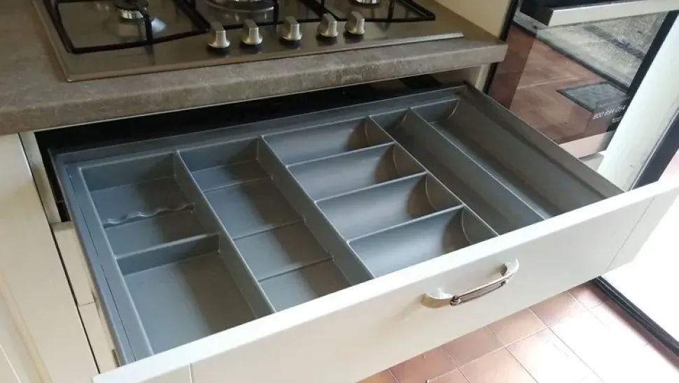 Cucina bianca classica lineare Giannei Carlotta a soli 3900€