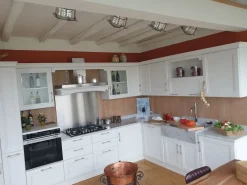 Cucina bianca country ad angolo Granducato Collezione esclusiva scontata