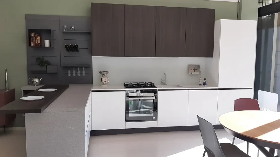 Cucina bianca design ad angolo Un design Ar