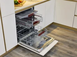 Cucina bianca moderna ad angolo Diotti.com Eleven 01 outlet a soli 24490 Euro