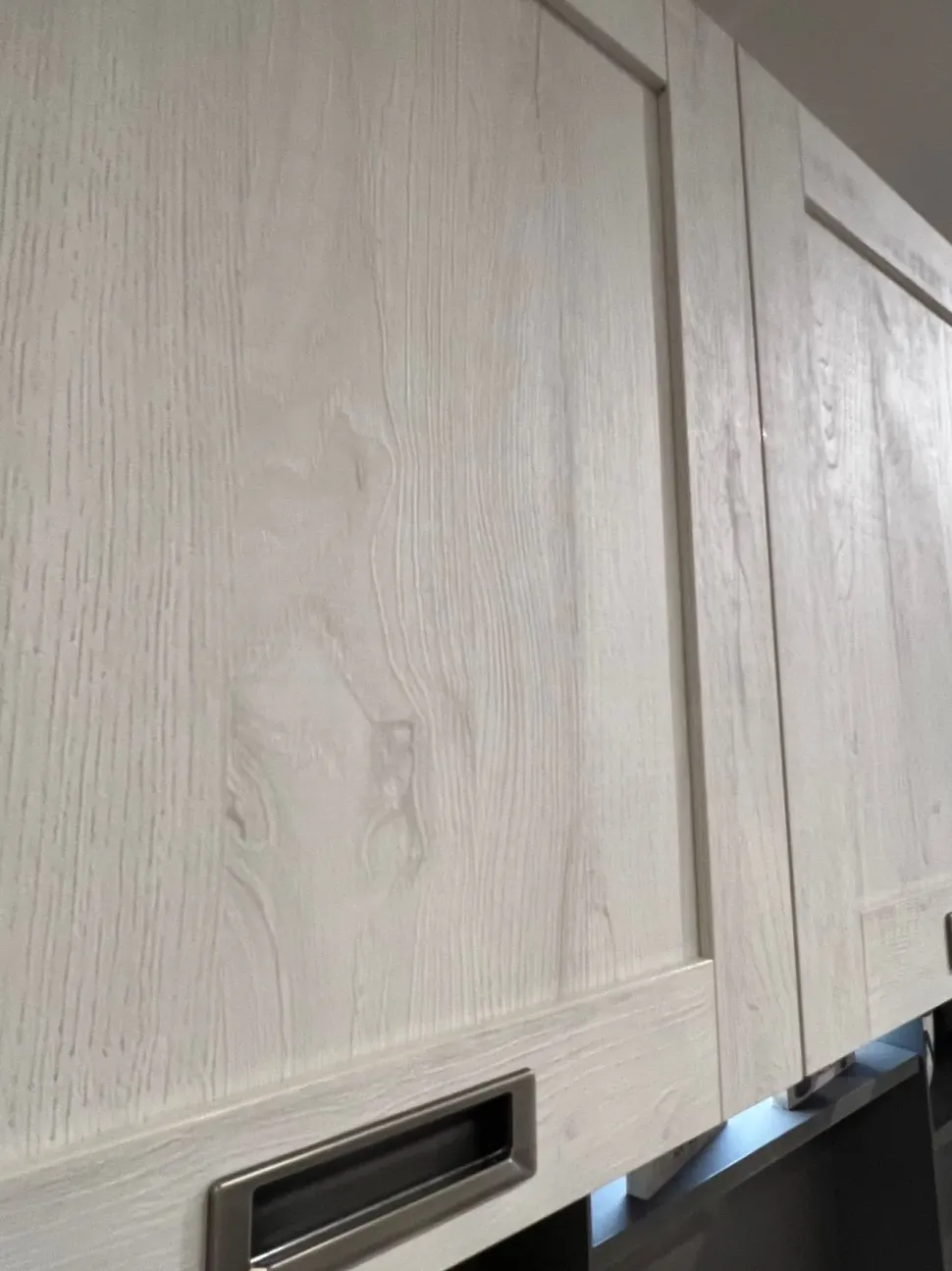 Cucina bianca moderna con penisola Stosa City