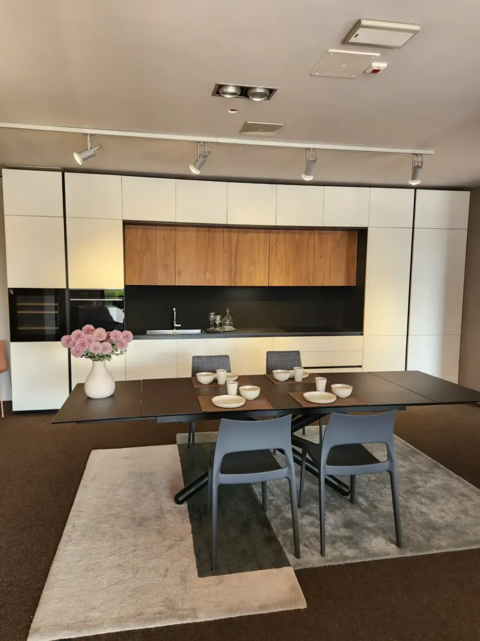 Cucina bianca moderna lineare Miton Menta