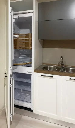 Cucina bianca moderna lineare Futura Artec