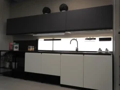 Cucina bianca moderna lineare Cucina formalia Scavolini in Offerta Outlet