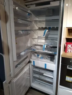 Cucina bianca moderna lineare Ginevra Aran