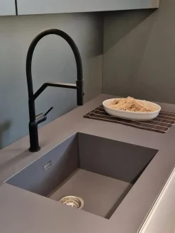 Cucina bianca moderna lineare Ak project anta step Arrital in Offerta Outlet