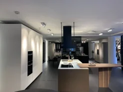 Cucina bianca moderna Phoenix 840 Poliform in Offerta Outlet