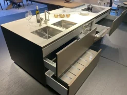 Cucina bianca moderna Phoenix 840 Poliform in Offerta Outlet