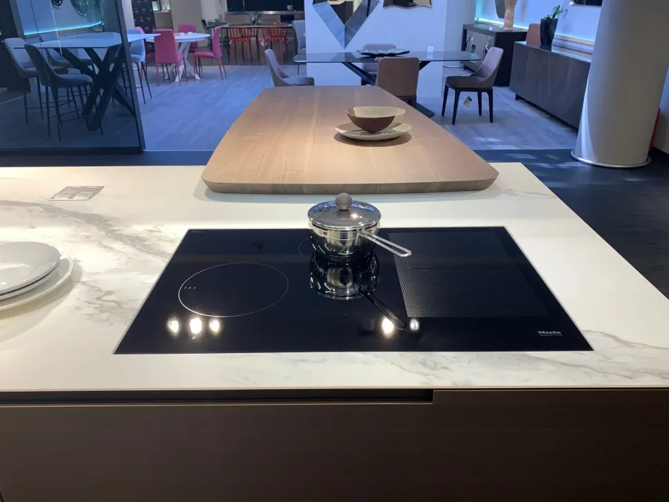 Cucina bianca moderna Phoenix 840 Poliform in Offerta Outlet