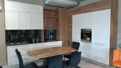 Cucina bianca provenzale ad angolo Telaio Imab