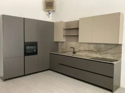 Cucina Binova design ad angolo grigio in laccato opaco Bluma