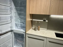 Cucina con isola in laccata opaco a prezzo ribassato 62%