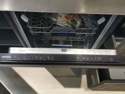 Cucina con isola in laminato materico altri colori Arrex  a prezzo ribassato