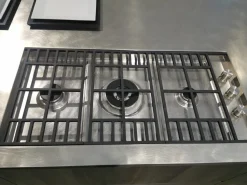 Cucina con isola in laminato materico altri colori Arrex  a prezzo ribassato