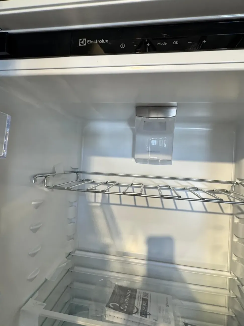 Cucina con isola in vetro a prezzo scontato 45%