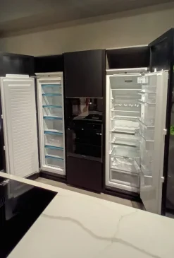 Cucina con isola in vetro altri colori Cucina glass a prezzo ribassato