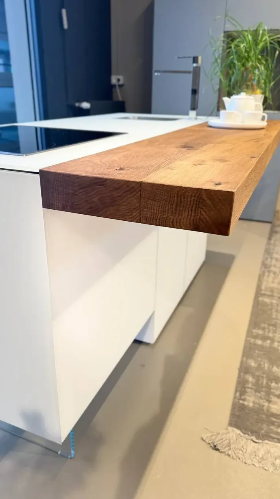 CUCINA con isola Lago 36e8 SCONTATA 30%