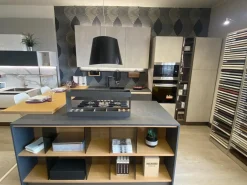 Cucina con isola moderna grigia Creo Tablet cemento ardesia