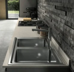 Cucina con isola moderna grigia Essebi Zenit a soli 14477 Euro