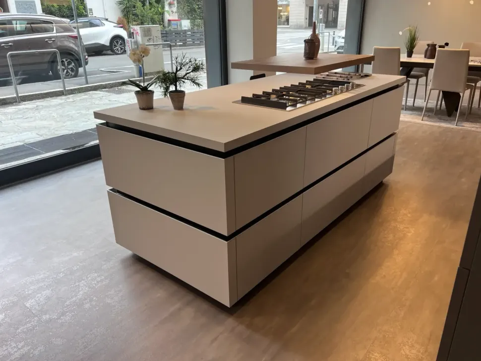 CUCINA con isola Scavolini Delinea SCONTATA 55%