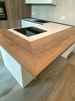 Cucina con penisola design Ingrosso cucine moderne icm04 Primopiano cucine a prezzo scontato