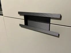 Cucina con penisola in laminato opaco tortora Maxima a prezzo scontato