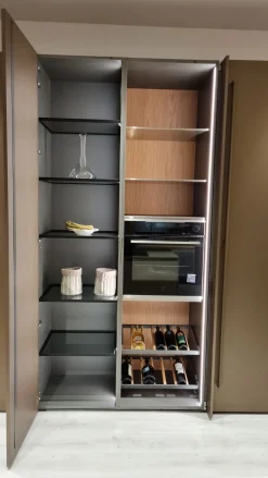 Cucina con penisola in laminato opaco a prezzo scontato 59%