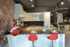 Cucina con penisola in legno bianca Cc02 a prezzo scontato