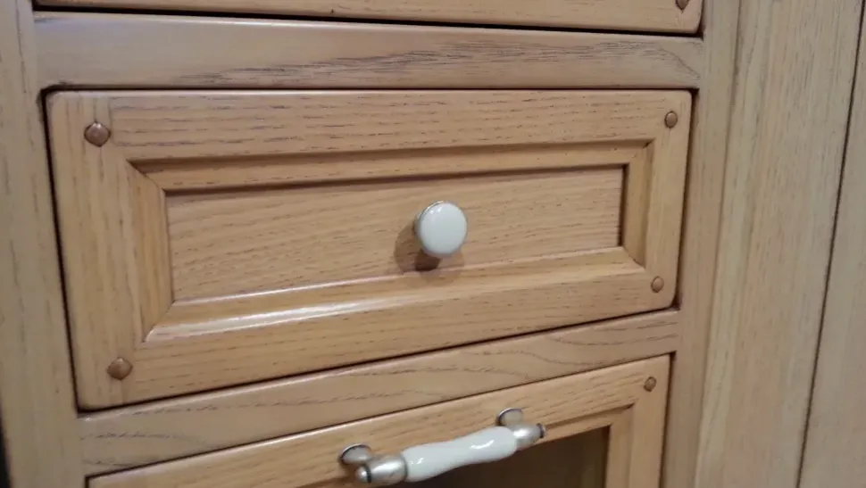 Cucina country rovere chiaro Martini cucine lineare La castagna in offerta