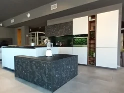 Cucina Cucina con isola mod. kronos di Arredo3 scontata -50%