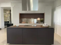 Cucina Cucina obliqua di Ernestomeda in offerta -35%