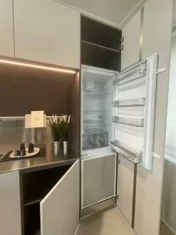 Cucina Cucina obliqua di Ernestomeda in offerta -35%